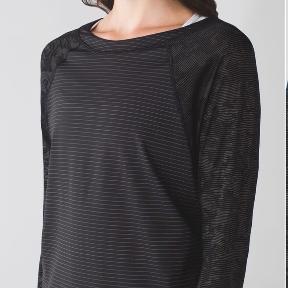 lululemon athletica Tops - ✨Lululemon Run for Days Long Sleeve, black size 8